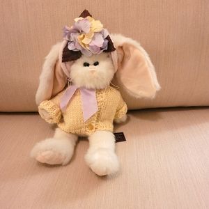 VINTAGE BEARINGTON BEAR